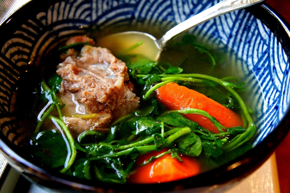 Traditional Chinese watercress and pork bone broth, with honey dates and almonds 西洋菜汤 (FODMAP&nbsp;friendly)