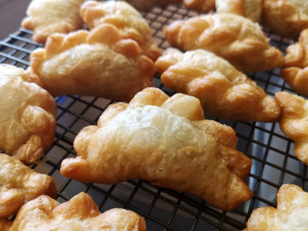 Beef curry puff with leek, cumin, turmeric, garam masala and oyster sauce