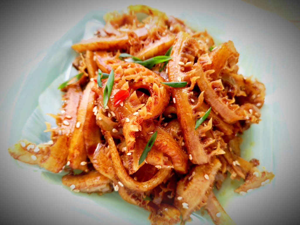 Easy Chineses tripe salad with soy sauce and sesame oil&nbsp;涼拌蜂窝牛肚