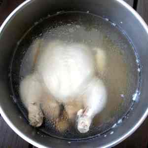 Poaching a chicken gently - you can get stock and a meal (FODMAP friendly, Gluten Free)