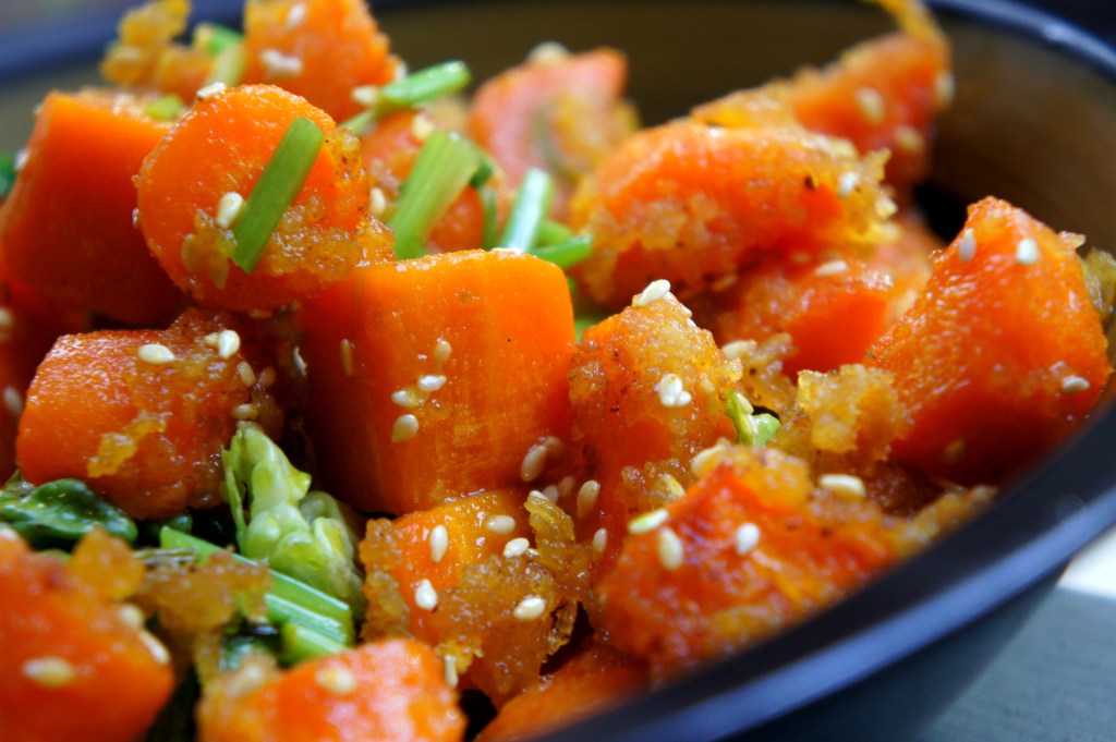 Carrot with maple syrup, coriander and turmeric (FODMAP&nbsp;friendly)