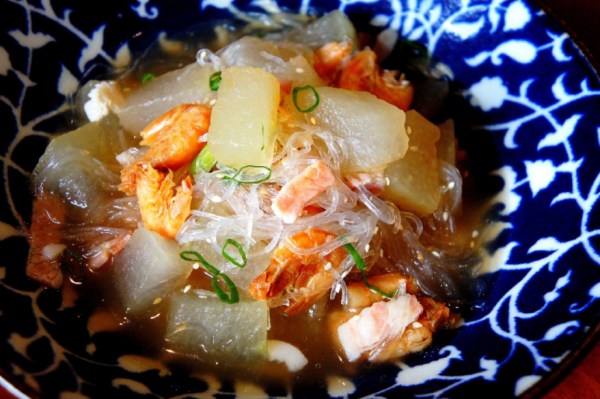 Winter melon broth with dried shrimps and memories of a factory in the town of 'YingDe' (英德)