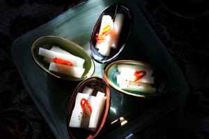 Sweet and sour pickled white radish 甜酸萝卜