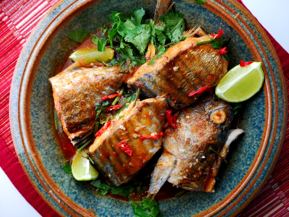 Pan-fried fish with chilli bean paste and white&nbsp;wine